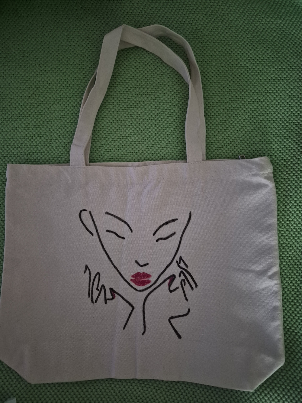 White Canvas Tote with Minimalist Face Line Art With Zipper Closure
